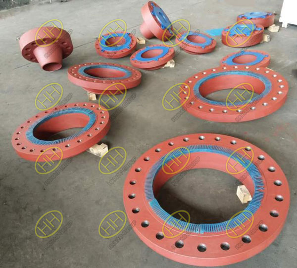 Flanges painting with red oxide primer