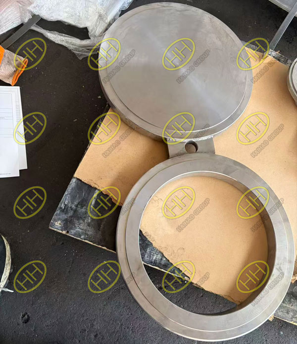 ASTM A516 Gr.70 Spectacle Blind Flange Shipped to Singapore for Pipeline Isolation Project